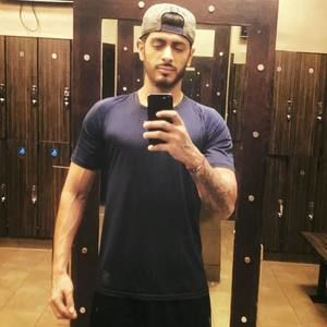 Meet your Posher, Christian